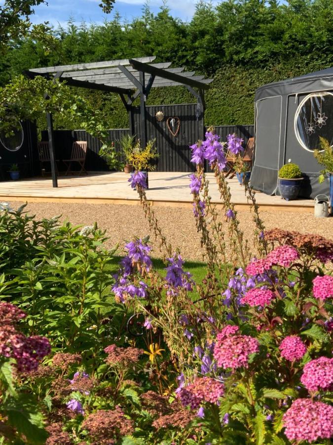 Bramble Lodge Glamping Louth  Esterno foto