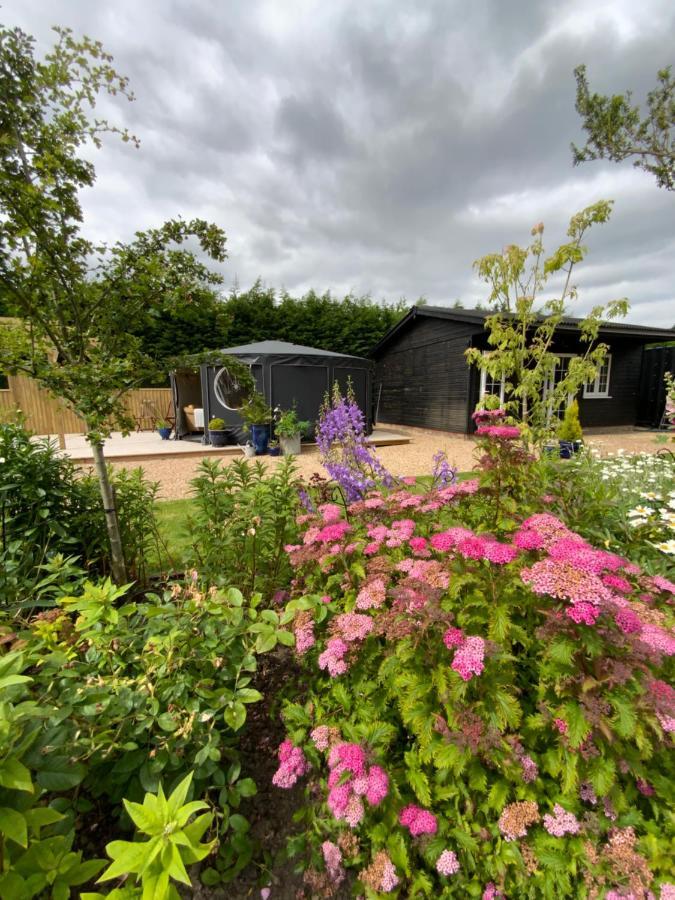 Bramble Lodge Glamping Louth  Esterno foto