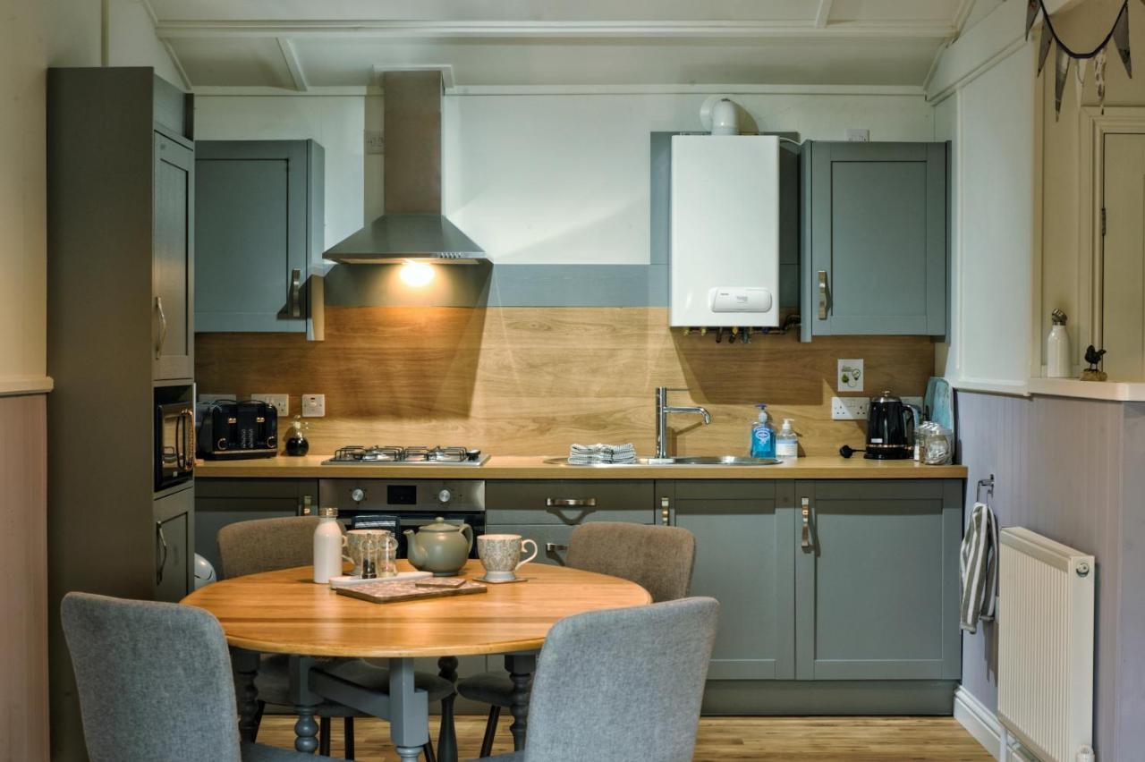 Bramble Lodge Glamping Louth  Esterno foto