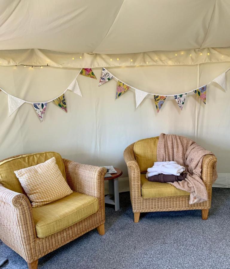 Bramble Lodge Glamping Louth  Esterno foto
