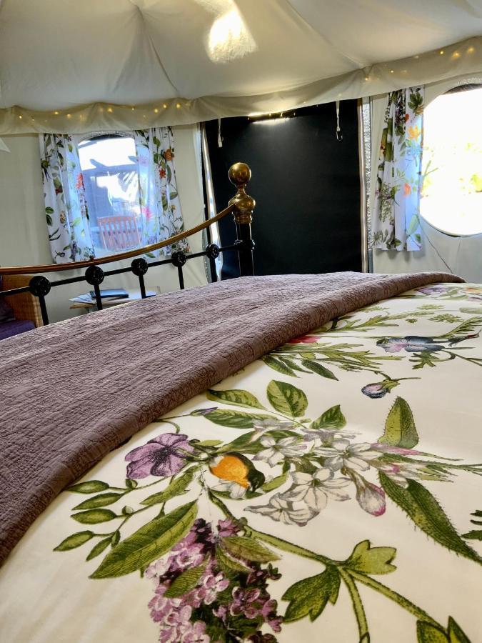 Bramble Lodge Glamping Louth  Esterno foto