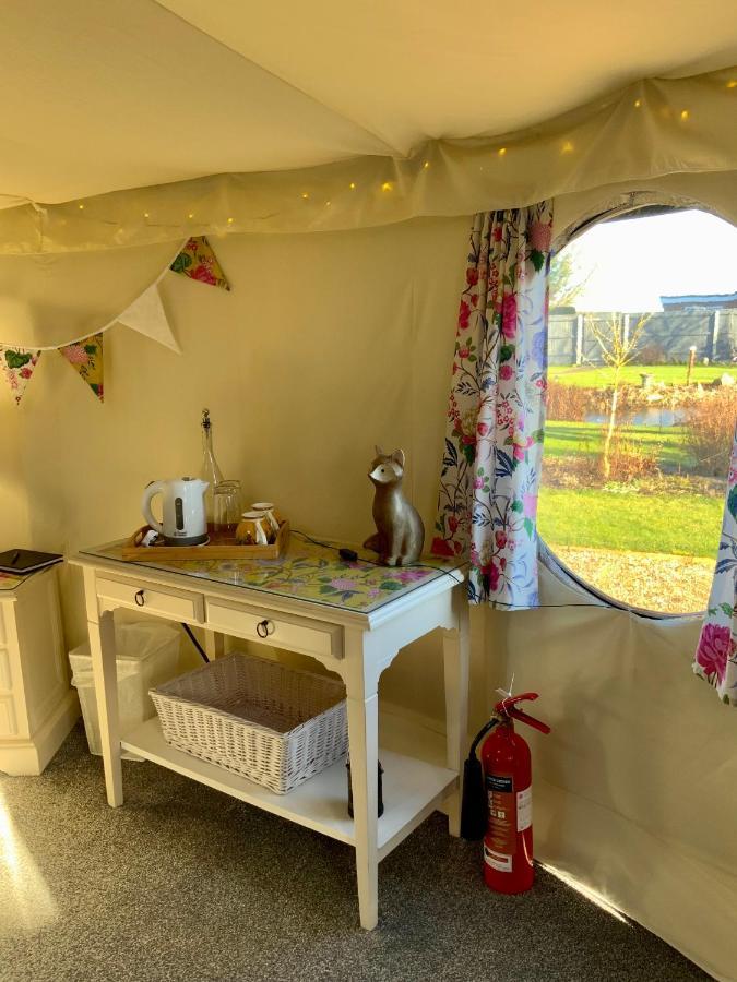 Bramble Lodge Glamping Louth  Esterno foto